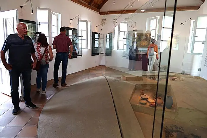  Der einzige Museumsraum gibt einen Einblick in das Alltagsleben der Römer, die um Ratschendorf lebten