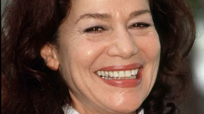 Sie begann als Starlet an der Seite von Freddy Quinn und war jahrelang nicht nur als TV-Kommissarin erfolgreich: Hannelore Elsner starb im Alter von 76 Jahren. 