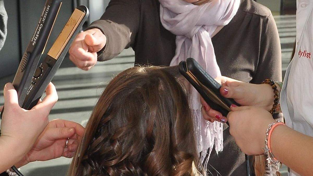 Die Friseurlehrlinge der Berufsschule Spittal müssen bald nach Klagenfurt pendeln 