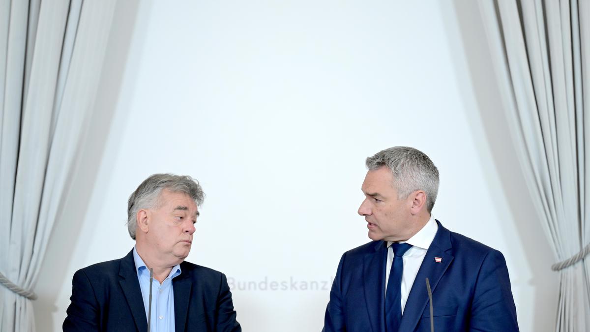Werner Kogler (Grüne) und Karl Nehammer (ÖVP)