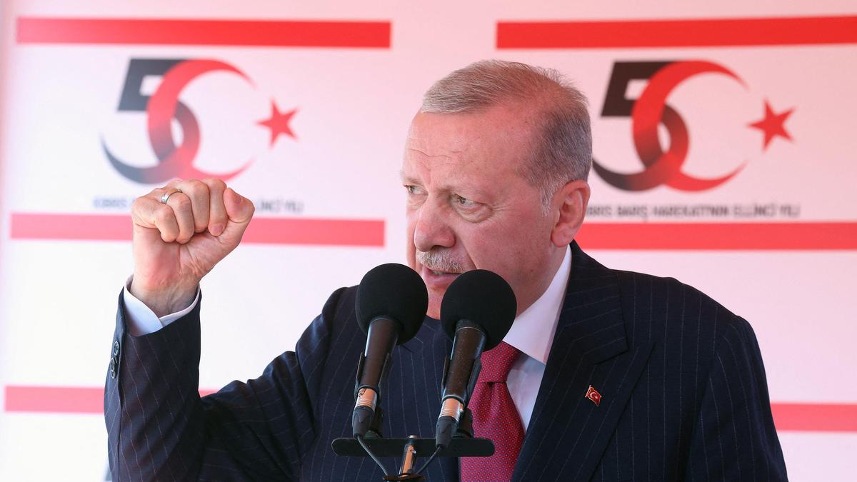 Erdogan droht Israel mit Hilfe für Hamas | Der türkische Präsident Recep Tayyip Erdogan