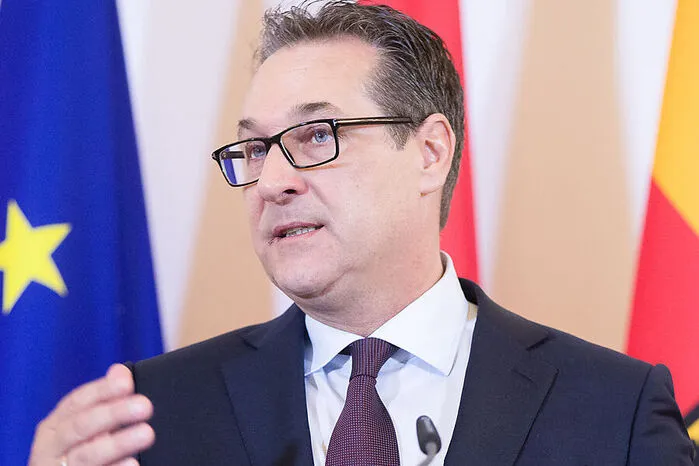 „Das ist keine Religionsdebatte, es geht darum, eine Parallelgesellschaft zu verhindern."