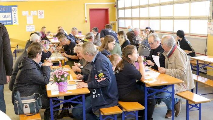 Auch wenn das traditionelle Althofener Feuerwehrfest heuer erstmals in den Herbst verlegt wurde: Die Besucher waren nicht ausgeblieben. 