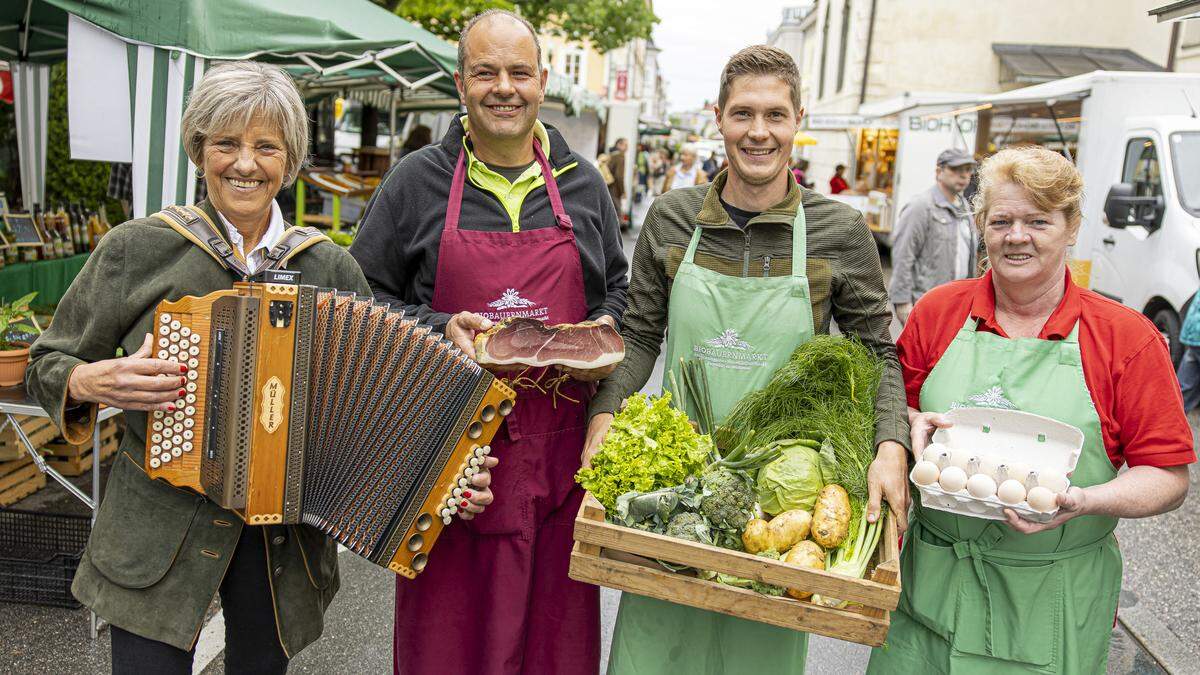 Der Klagenfurter Biobauernmarkt ist in Feierlaune