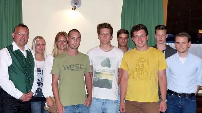 von links: Gerald Hauser, Stefanie Markl, Jasmin Kofler, Felix Jungmann, Dominik Schett, Rene Fürhapter, Jakob Hauser, Tobias Joas und Christoph Jäger