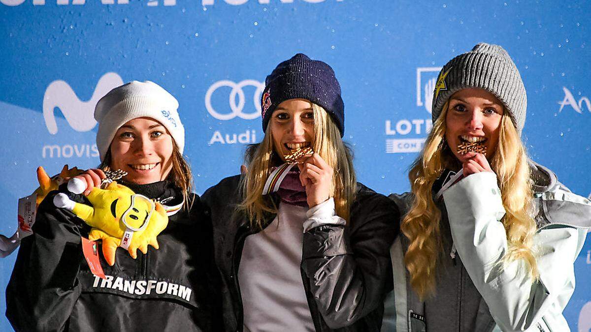 Enni Rukajarvi, Anna Gasser und Silja Norendal