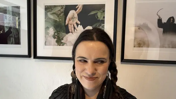 Die Ausstellung „Körperhaft“ von Kleine-Zeitung-Redakteurin Maria Steinwender wurde am Samstag in der Stadtgalerie Judenburg eröffnet. 