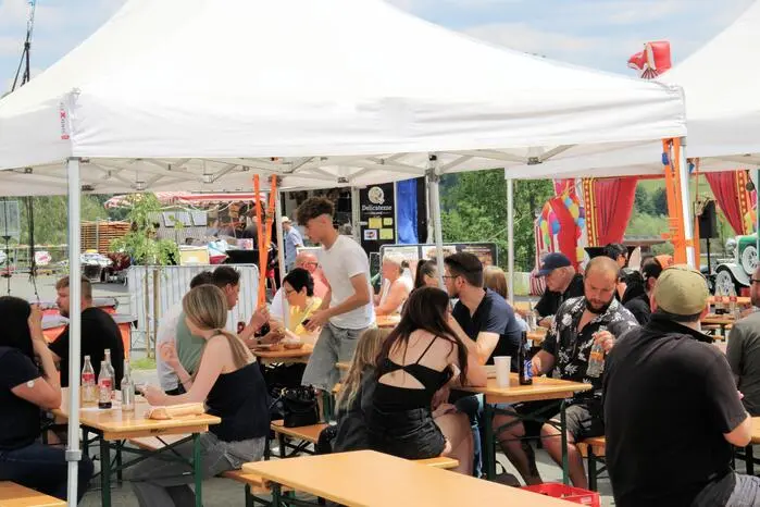 Klicken Sie sich durch die restliche Fotostrecke!
