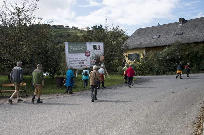 Klicken Sie sich bitte durch die weiteren Bilder!
