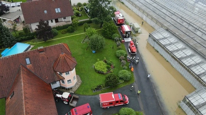 Auch Murauer Wehren rückten in die Südsteiermark aus.