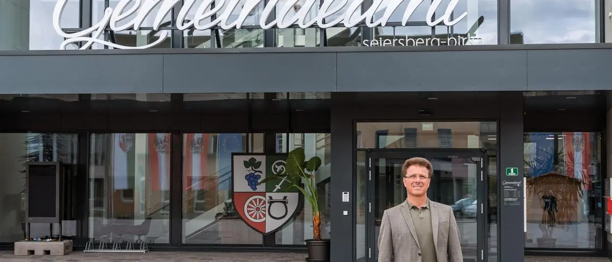 26.04.2023, Bürgermeister Werner Baumann, Bürgermeiter, Gemeindeamt Seiersberg-Pirka, Gemeindeamt, Seiersberg-Pirka am 26.04.2023, Neueröffnung Seiersberg-Pirka, Seiersberg-Pirka, Werner Baumann