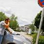 Ab kommenden Sommer müssen Strandbadbesucher für ihren Parkplatz zahlen