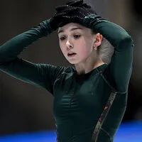  Kamila Walijewa 