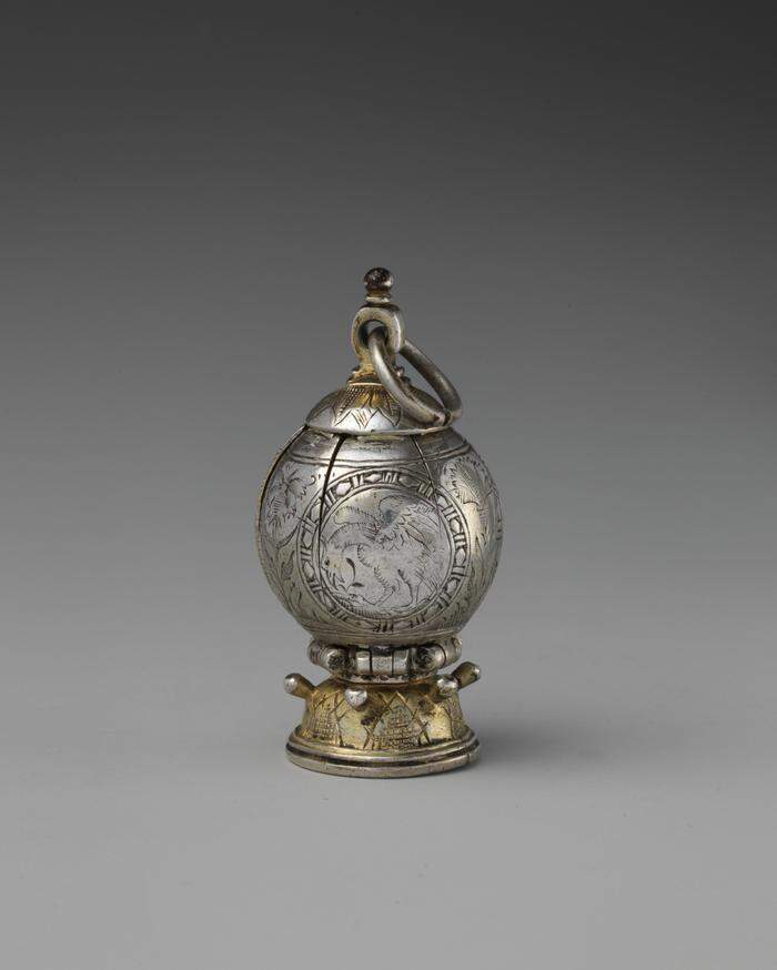 Ein Bisamapfel aus der ersten Hälfte des 17. Jahrhunderts | Ein Bisamapfel aus der ersten Hälfte des 17. Jahrhunderts