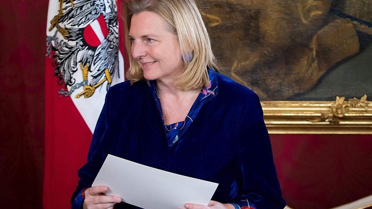 Die neue Außenministerin, Karin Kneissl