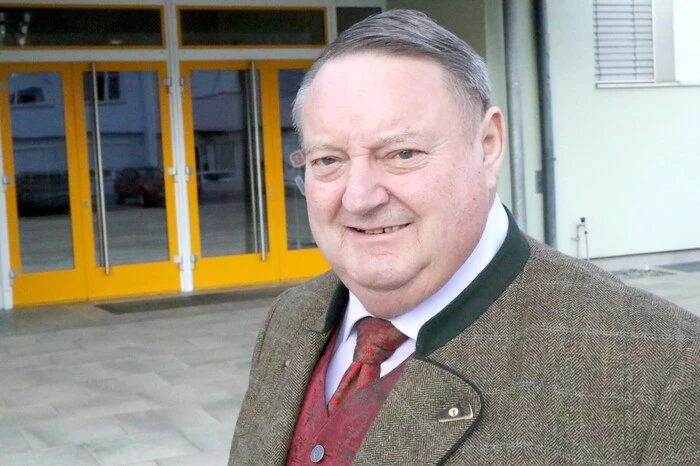 Beim Jubiläumskonzert gesichtet wurden unter anderen Bürgermeister Klaus Köchl, Tischlermeister Walter Moser, Landwirt Ferdi Kernmaier, Bezirkskapellmeister Walter Sonnberger sowie der frisch gebackene Bezirksobmann des Sängergaues St. Veit/Feldkirchen, Siegfried Ehrlich (Foto). 