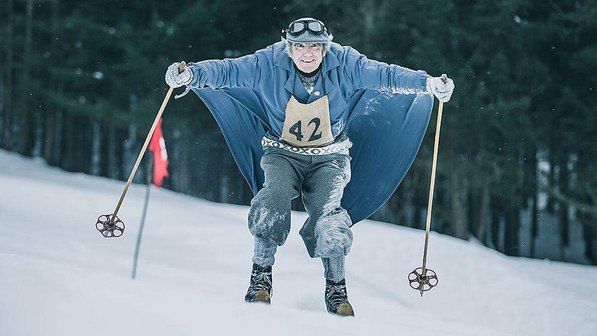 Zuerst stürzten sich die Athleten mit Eschenbrettln in die Tiefe