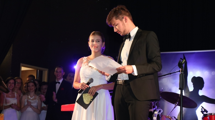 Emma Haider und Valentin Fraß führten durch das Programm.