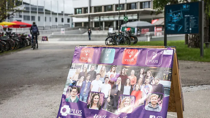 Wahlplakat bei der Uni Klagenfurt