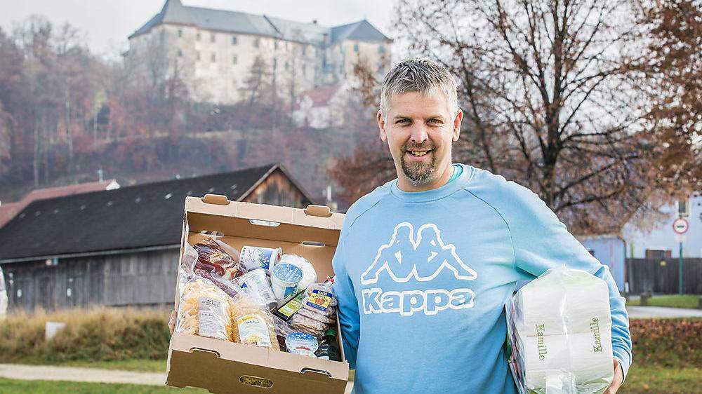 Manuel Grill aus Mittlern erledigt für Menschen im Raum             Bleiburg kostenlos Einkäufe 