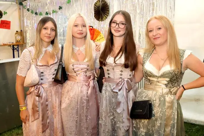 Ein Video vom Sommerfest gibt es auf Facebook Kleine Zeitung St. Veit/Feldkirchen zu sehen! Klicken Sie sich durch die Fotogalerie!