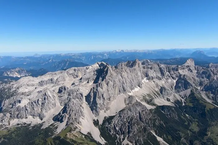 Der Dachstein ist die höchste Erhebung in der Steiermark.