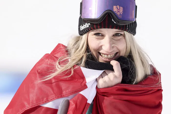 Snowboarderin Anna Gasser kürte sich wie 2018 in Pyeongchang zur Olympiasiegerin im Big Air. Die Kärntnerin ist erst die vierte österreichische Doppel-Olympiasiegerin und die erste, die nicht aus dem Alpin-Lager kommt.