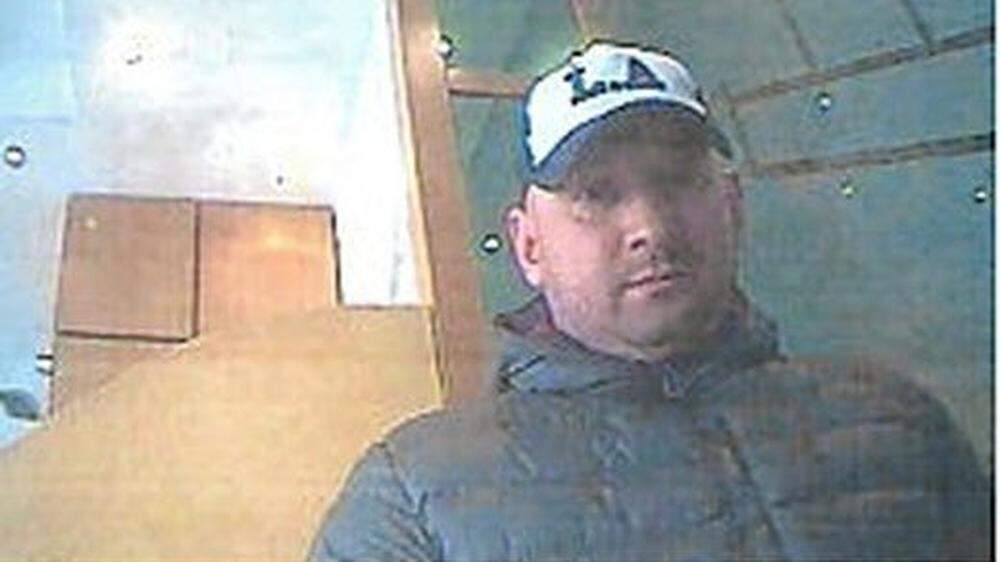 Dieser Mann steht in Verdacht eine Bankomatkarte gestohlen und damit Geld &quot;gestohlen zu haben  