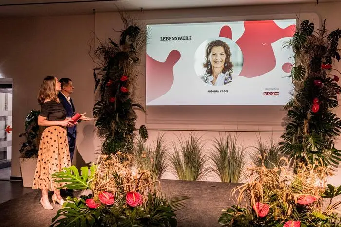 Die renommierte Journalistin Antonia Rados ist derzeit in der Ukraine