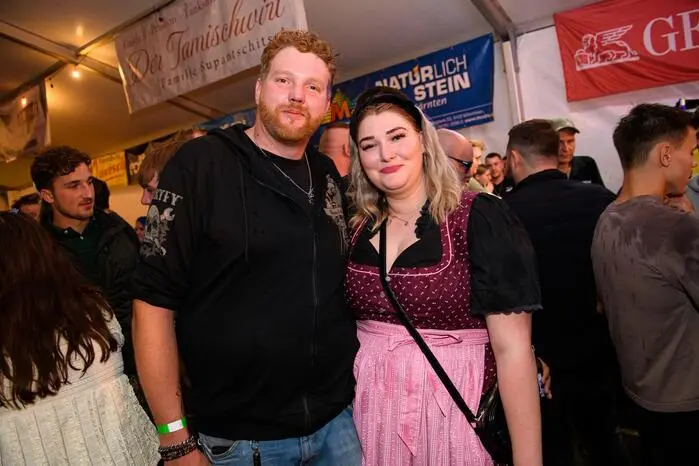 Feuerwehrfest; LKW Disco;  Freiwillige Feuerwehr Tainach; Partyband MEILENSTEIN; Dorfplatz; 9121 Tainach; Fotograf Thomas Hude;