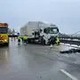 Der Lkw prallte auf der A2 bei Modriach gegen die Leitschiene