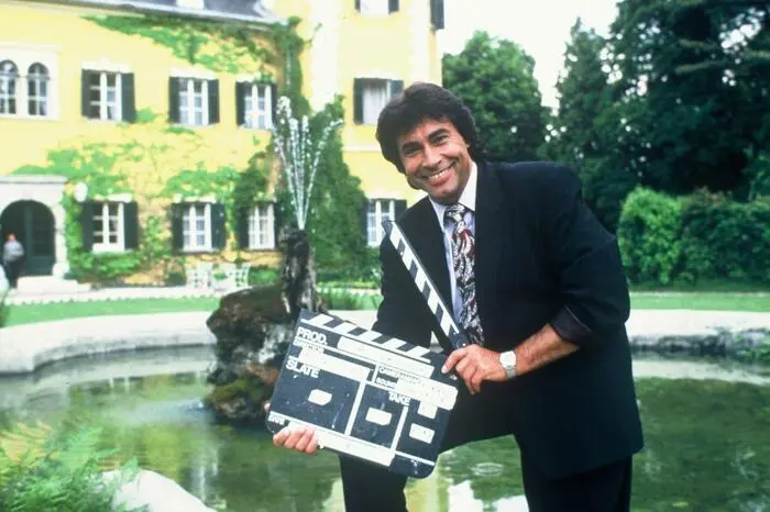 Roy Black 1990 als „Hoteldirektor“ am Wörthersee