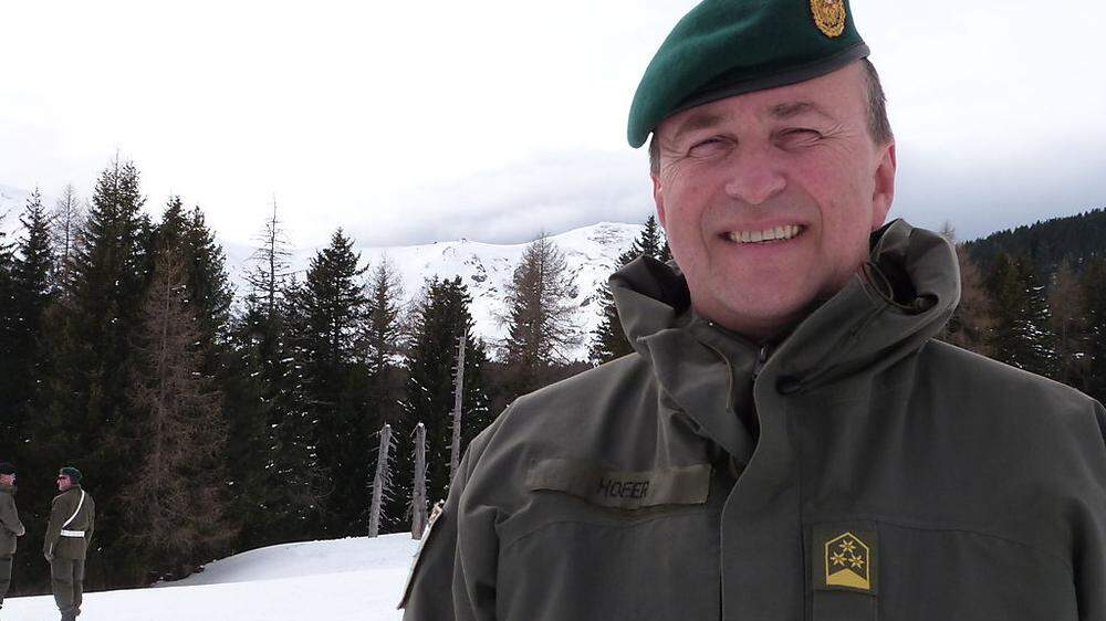 Kommandant Oberst Manfred Hofer freut sich über eine gute Auslastung