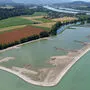 Eine Luftaufnahme der Brenndorfer Bucht, in der die ÖBB jetzt ökologische Ersatzflächen für Flora und Fauna errichten