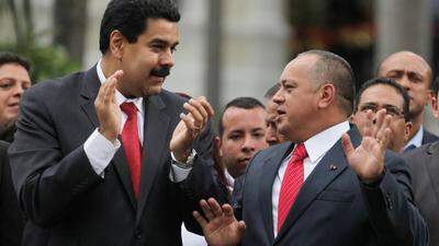 Nicolas Maduro mit dem Parteifunktionär Diosdado Cabello