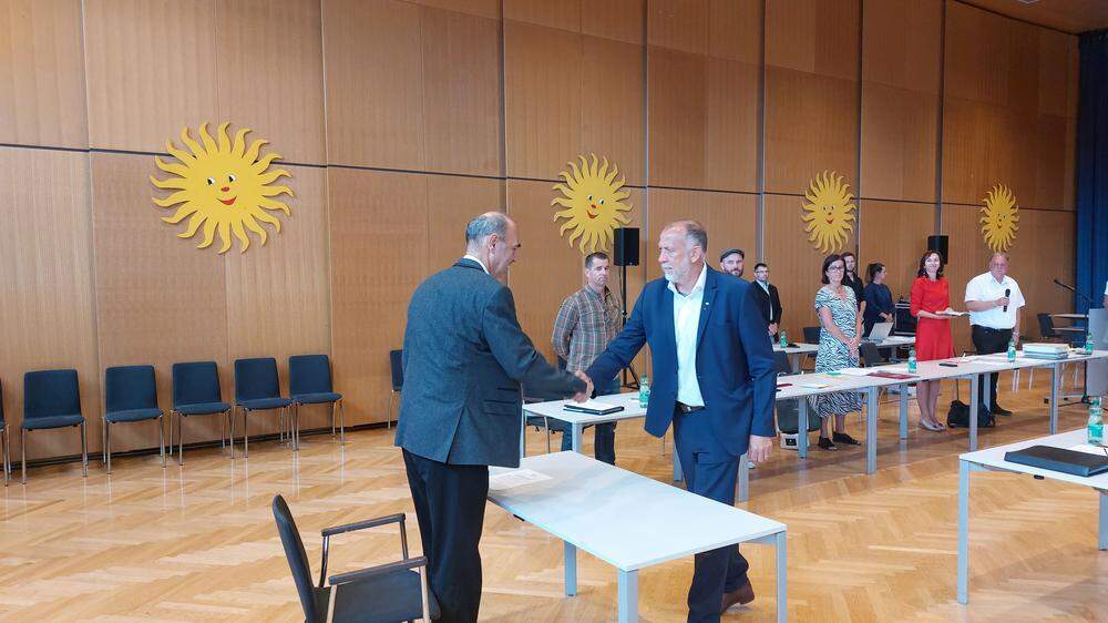 Anfang Juli wurde Herwig Röttl von Bezirkshauptmann Dietmar Stückler als Feldkirchner Vizebürgermeister angelobt 