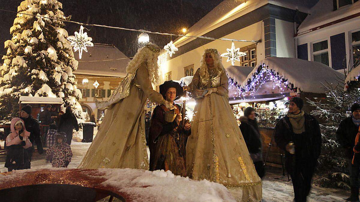 Die Hoffnung auf den Advent in der Altstadt Kapfenberg lebt