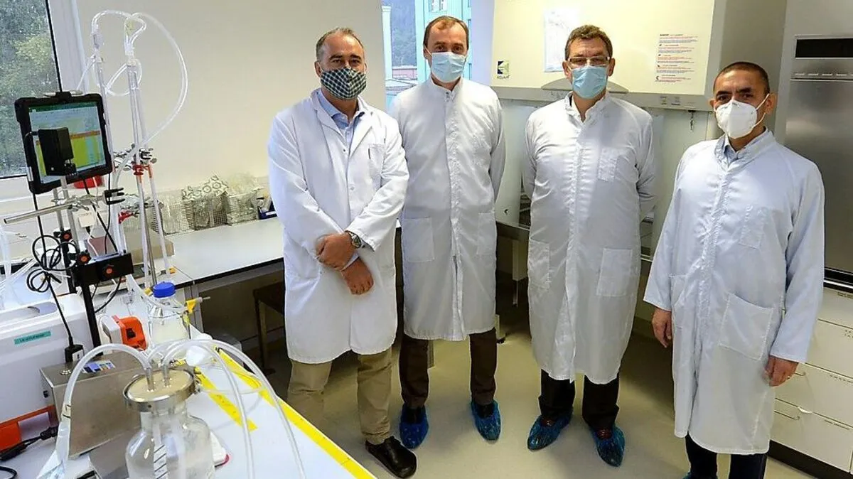 Kno-how von Polymun aus Klosterneuburg v.l.n.r. Andreas Wagner (Leiter f.d. Liposom Technologie bei Polymun), Dietmar Katinger (CEO Polymun), Albert Bourla (CEO v.Pfizer) und Ugur Sahin (CEO v. BioNTech) 