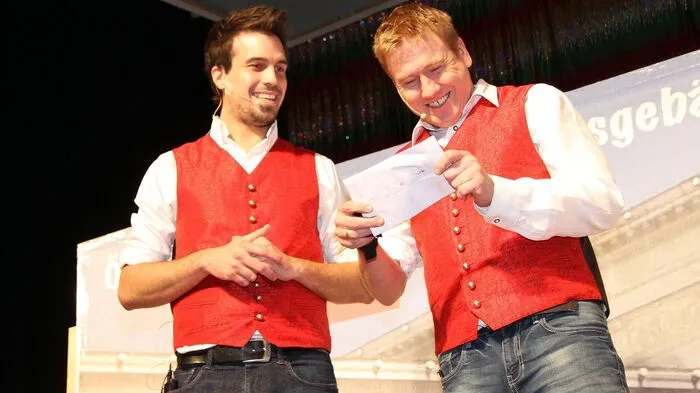 Marco Webersdorfer und Robert Oberhauser-Wagner haben das närrische Sagen bei der St. Pauler Narrenrunde.