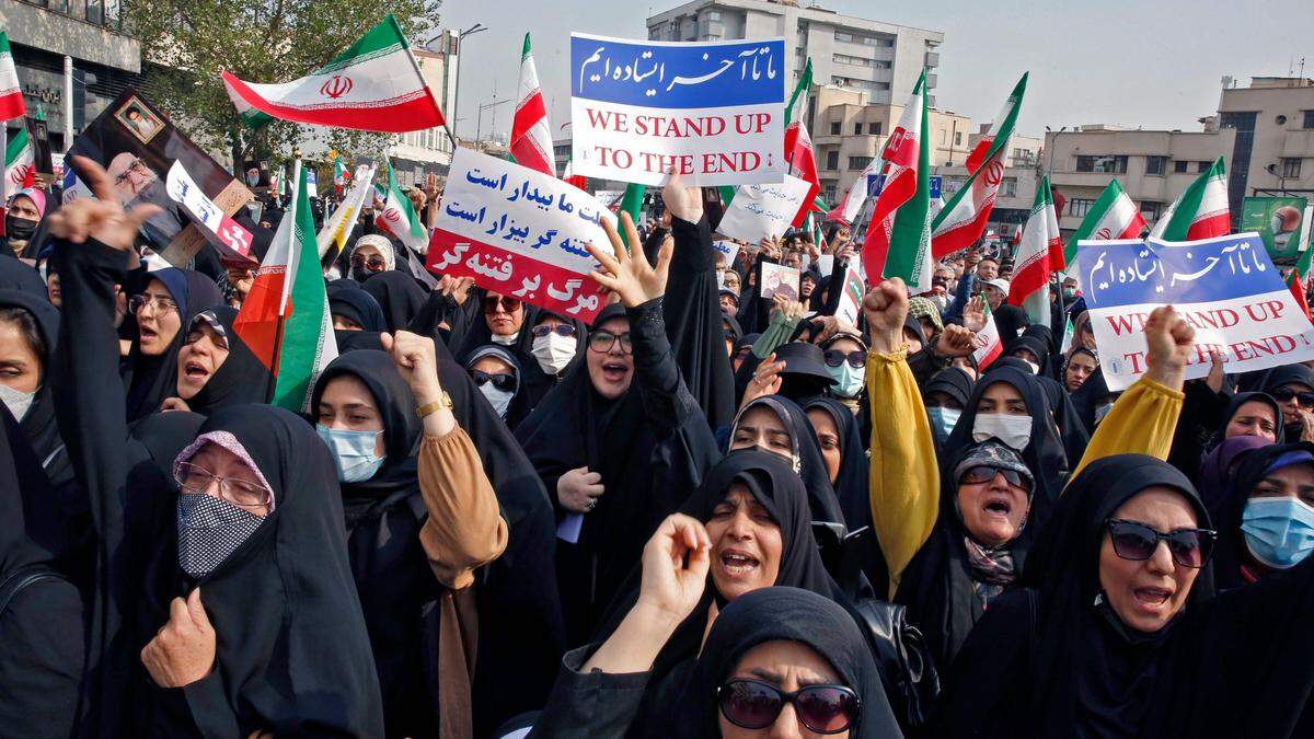 Seit September demonstrieren landesweit Zehntausende gegen das repressive Mullah-Regime