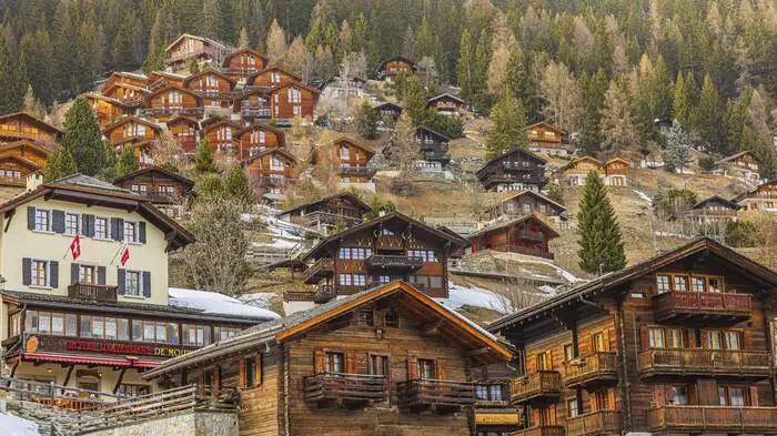 Chaletdörfer werden immer wieder heiß diskutiert 