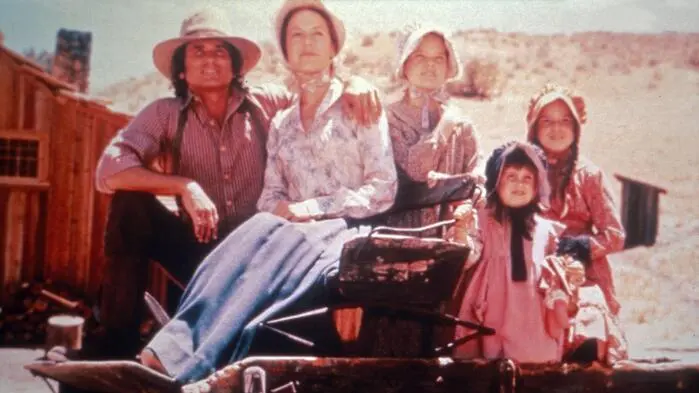 Der Cast von „Unsere kleine Farm“(v. l.) Michael Landon, Karen Grassle, Melissa Sue Anderson, Melissa Gilbert, Lindsay Greenbush