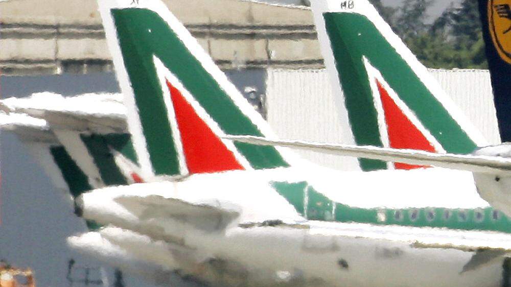 Vier Interessenten haben sich für die marode Alitalia beworben