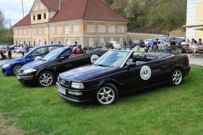 Heuer und auch nächstes Jahr wieder in Töscheldorf mit dabei: Markus Böhm, Hugo Rom, Siegbert Schönfelder, Albert Buchner, Georg Kraßnitzer, Oliver Fradler sowie Karl Liebenwein. Ein Video von der Rallye gibt es auf Facebook Kleine Zeitung St. Veit/Feldkirchen zu sehen! Klicken Sie sich durch die Fotogalerie!