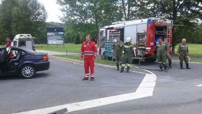 Zu einem schweren Verkehrsunfall kam es Dienstagmittag auf der L 401 bei Bad Blumau