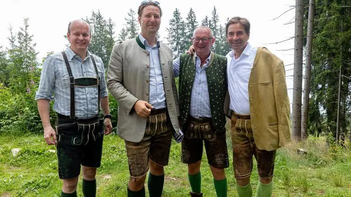 Bilanz gezogen wurde vor Kurzem am Tremmelberg: Mehr als 700.000 Touristen und Wanderer sind in den vergangenen 25 Jahren den Seckauer „Alpensteig“ begangen. 