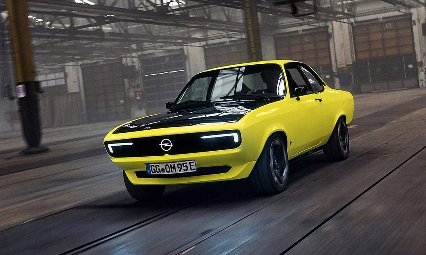 Kultkiste geht an die Steckdose  Opel denkt über ein Comeback des Manta  als E-Auto nach