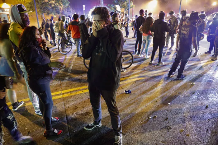 Auch in New York City gingen Menschen auf die Straße. Unter dem Motto "Wir bekommen keine Luft" hielten sie eine Mahnwache ab.