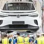 Das Unternehmen VW wird zum E-Autobauer
