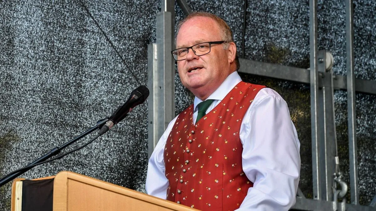 Max Joham bleibt als Sänger und Solist aktiv